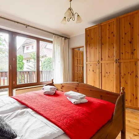 Marta Apartament *