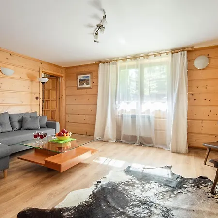Marta Apartament *